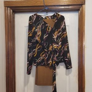 Graphic print wrap shirt with matching pants